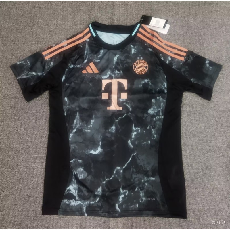 Camiseta De Fútbol 2ª Equipación Bayern München 2024/25 Camiseta De Fútbol 2ª Equipación Bayern München 2024/25